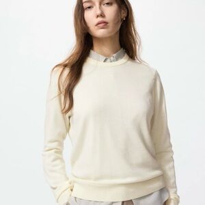 Banana Republic Cream Merino Wool Sweater NWOT